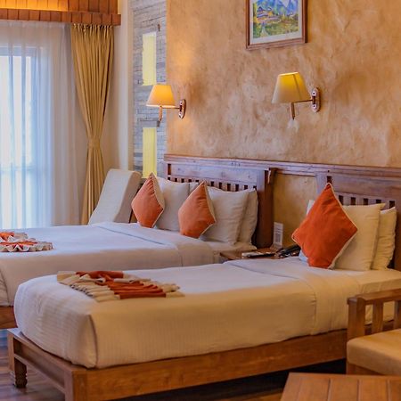 โภครา พาติกา Hotel โพคารา ภายนอก รูปภาพ