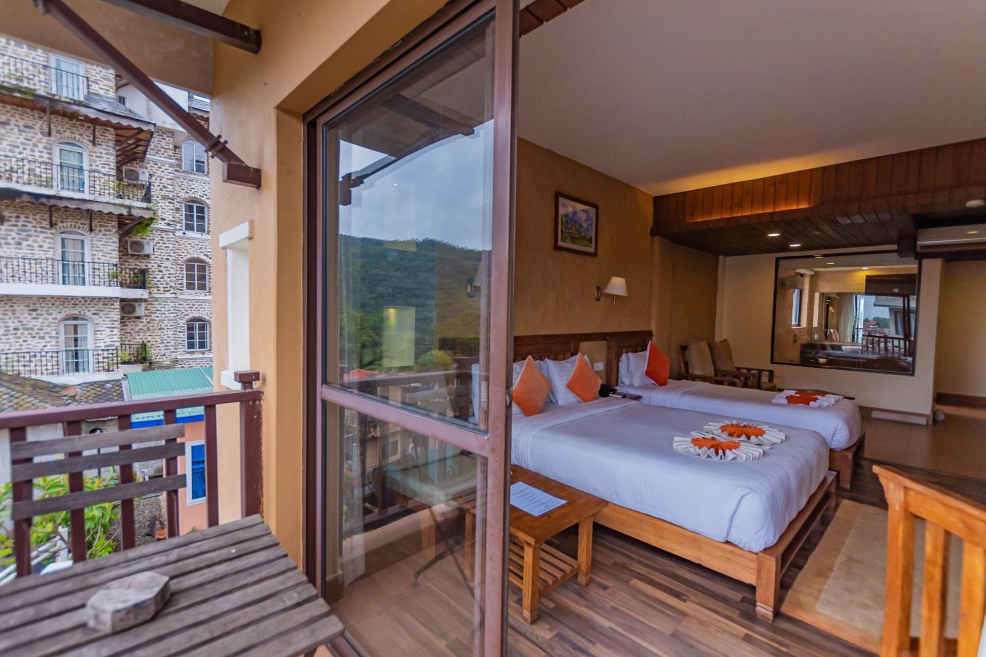 โภครา พาติกา Hotel โพคารา ภายนอก รูปภาพ